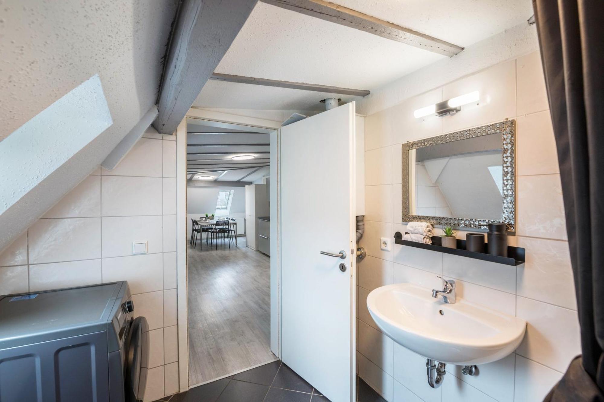 Am Roentgenmuseum Apartment Remscheid Exterior photo